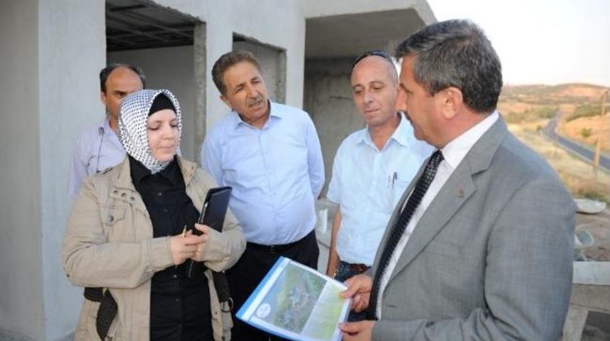 Vali Yılmaz, Beyce İmam Hatip Lisesi'nin İnşaatını İnceledi