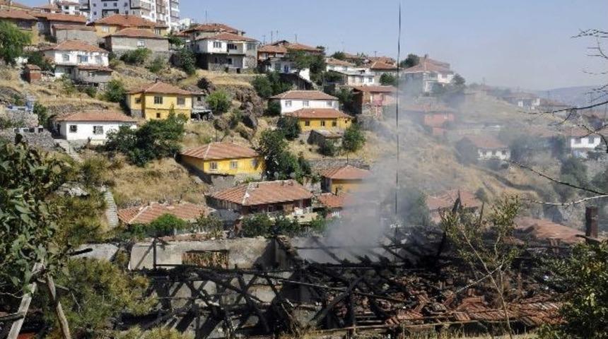 Yenimahalle Belediyesi'nden Mağdur Ailelere Yardım Eli