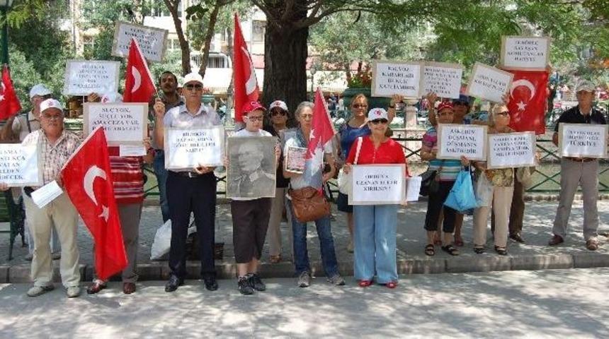 Emekli Subaylardan &lsquo;sessiz &Ccedil;ığlık&rsquo; Eylemi