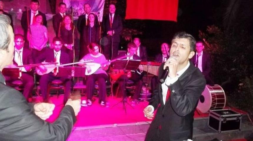 G&uuml;zelyalı&rsquo;da A&ccedil;ık Hava Konseri