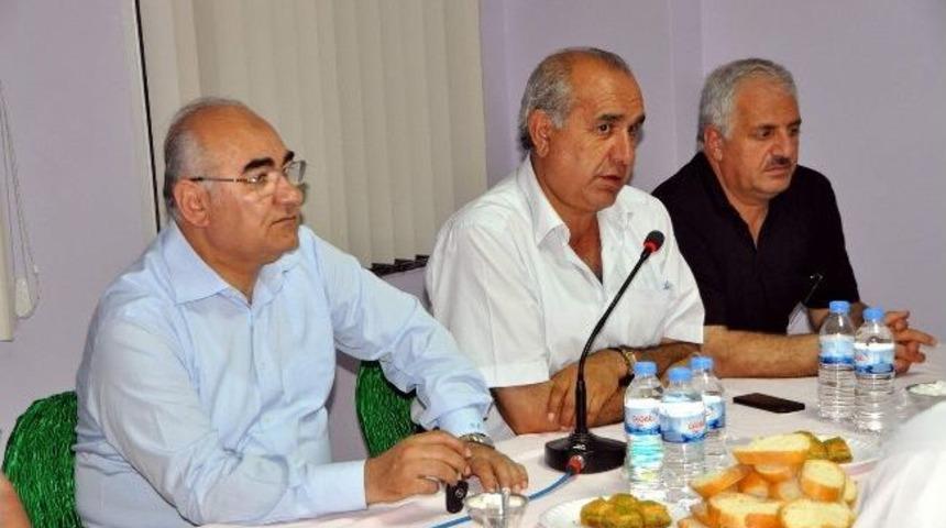 Şişli Belediyesi Meclis Başkanı &Ouml;zata, Daire Amirleriyle Yemekte Buluştu