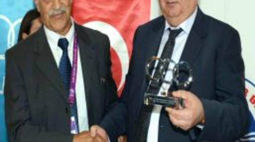 Özcan'dan Akdeniz Oyunları Sitemi: İşi Başlatanlar Unutulur