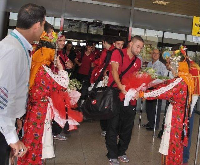 Türkiye U20 Milli Takımı Gaziantep’e Geldi