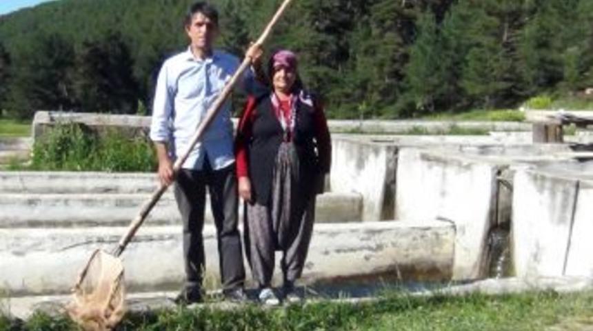 Avrupa&rsquo;da Kazandığı Parayla Memleketine Alabalık &Ccedil;iftliği Kurdu