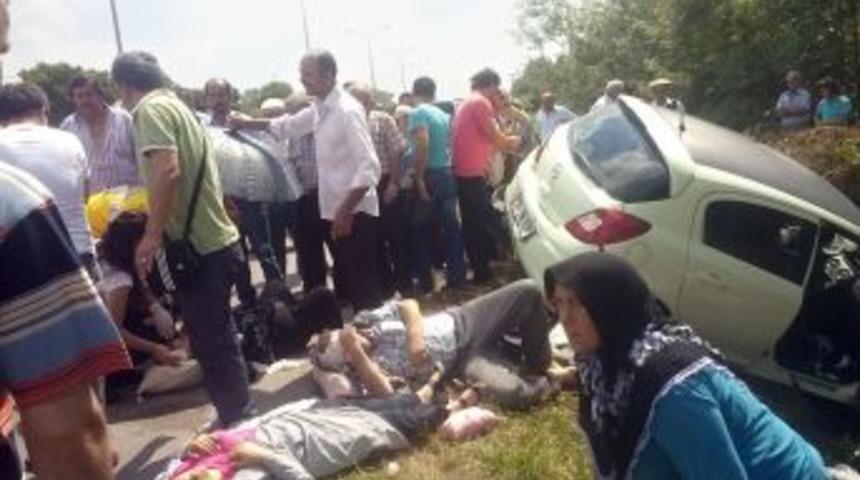 Terme'de 4 Ayrı Kazada 1 Kişi &Ouml;ld&uuml;, 14 Kişi Yaralandı