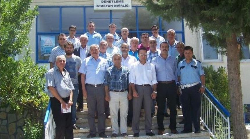 Emniyet M&uuml;d&uuml;rl&uuml;ğ&uuml; Trafik Sorununu Masaya Yatırdı