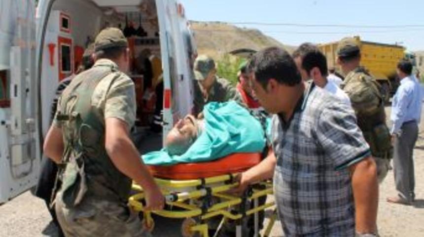 Sivas&rsquo;ta Trafik Kazası: 1 &Ouml;l&uuml; 4 Yaralı