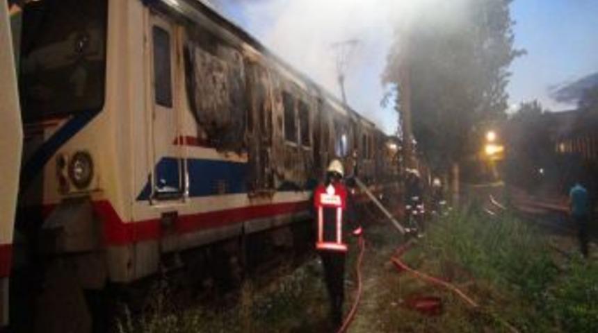 Haydarpaşa Garı'nda vagon yangını