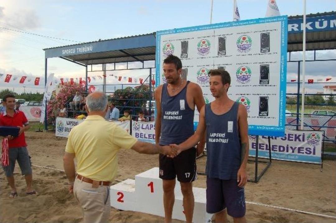 Plaj Voleybolunda Final Ma&ccedil;ları Nefes Kesti