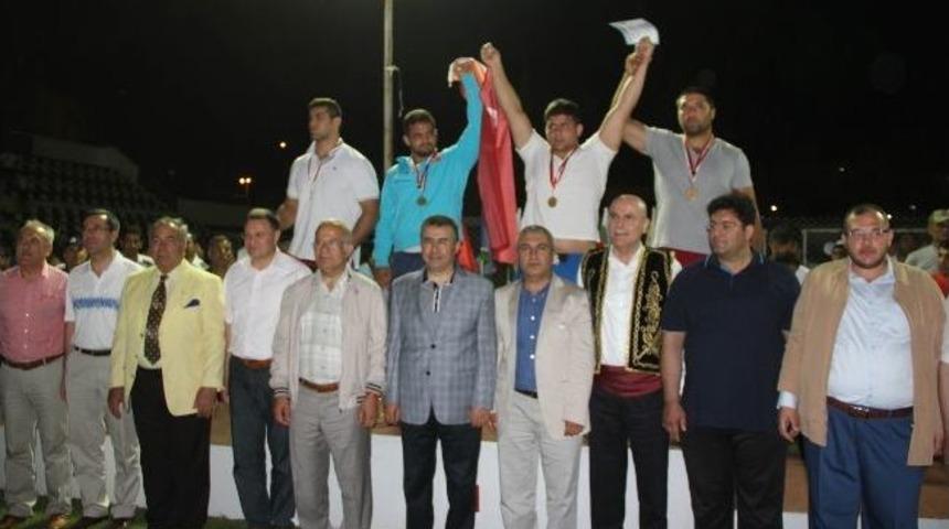 4. Geleneksel Aba G&uuml;reşleri D&uuml;nya Kupası