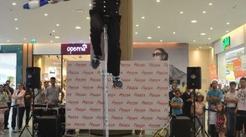 Şener Kaya Nefesleri Kesti