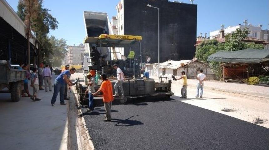 Kumluca&rsquo;da Sıcak Karışım Asfalt Yol &Ccedil;alışmaları Devam Ediyor