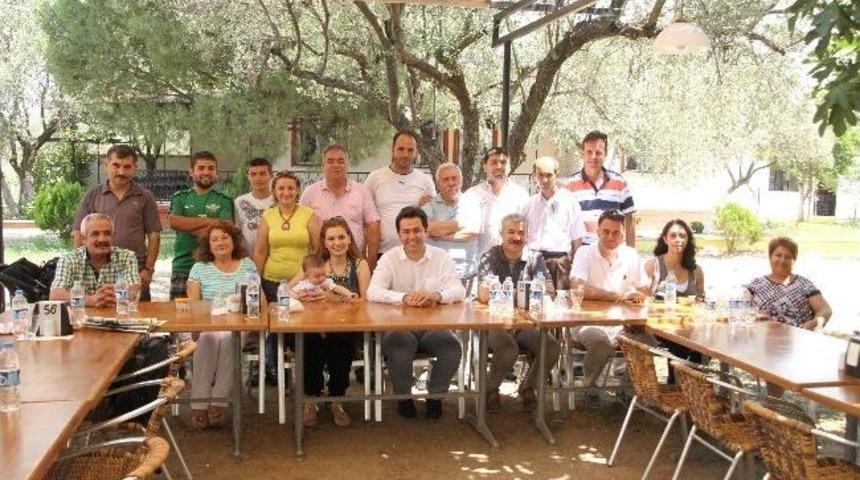 Chp Akhisar Belediye Başkan Aday Adayı G&uuml;rel Yerel Basın İle Kahvaltıda Buluştu