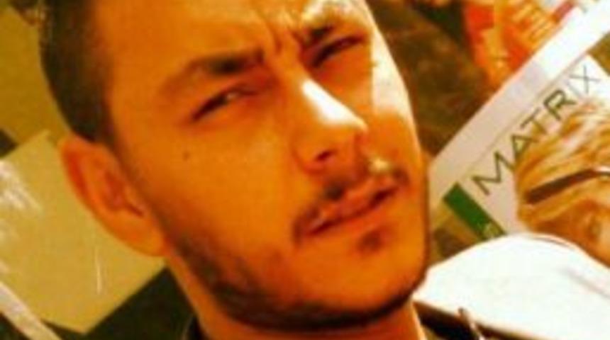 Kontrolden &Ccedil;ıkan Motosiklet Bariyerlere &Ccedil;arptı: 1 &Ouml;l&uuml;, 1 Yaralı