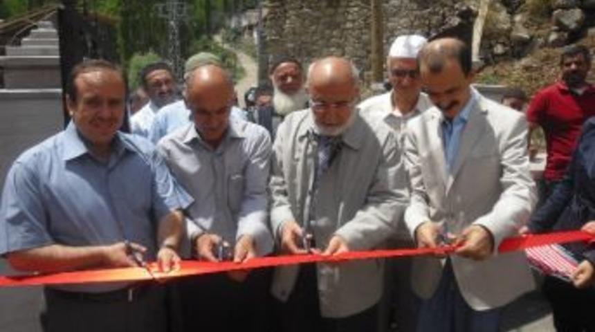 Tortum Uzunkavak K&ouml;y&uuml; Cami T&ouml;renle İbadete A&ccedil;ıldı