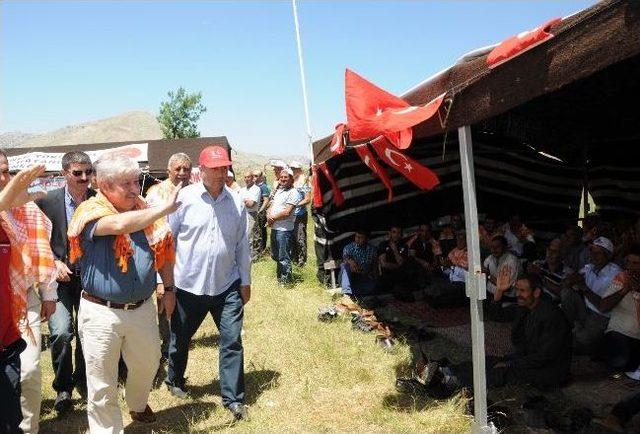 Başkan Akaydın Anamas Çayır Yaylası Şöleni’ne Katıldı