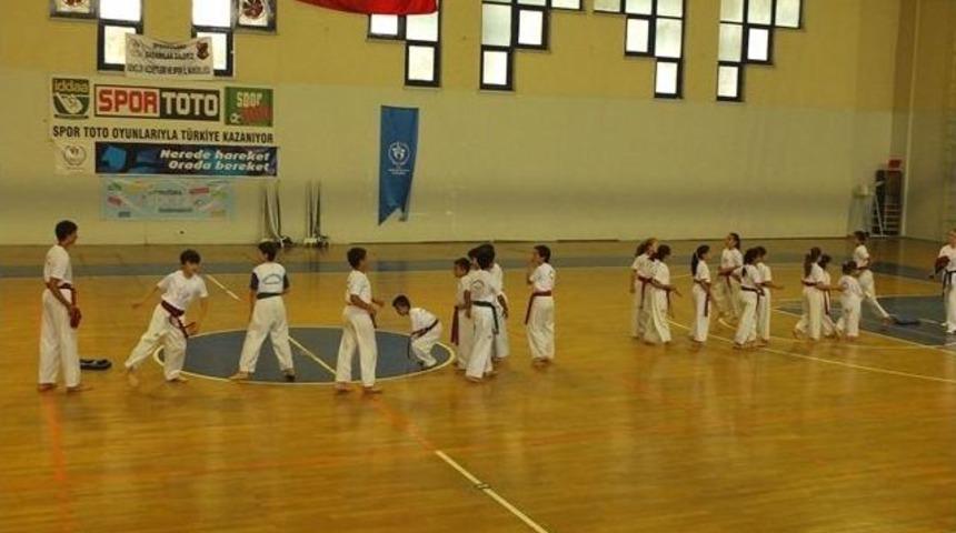 Yaz Spor Okulları A&ccedil;ılışı Yapıldı