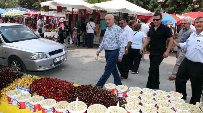 Başkan Yaşar, Ayaş Dut Festivali&rsquo;ne Katıldı