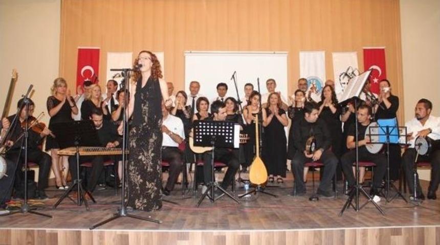 Avanos Belediyesi Tsm Korosu 2. Konserini Verdi