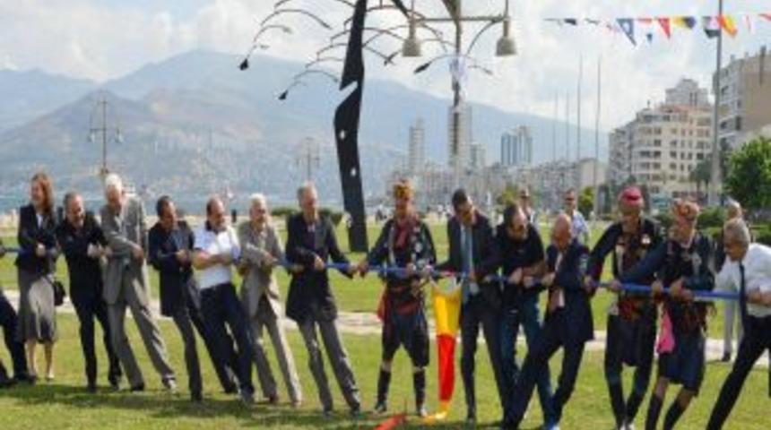 İzmir'de Halatlar Kabotaj I&ccedil;in &Ccedil;ekildi