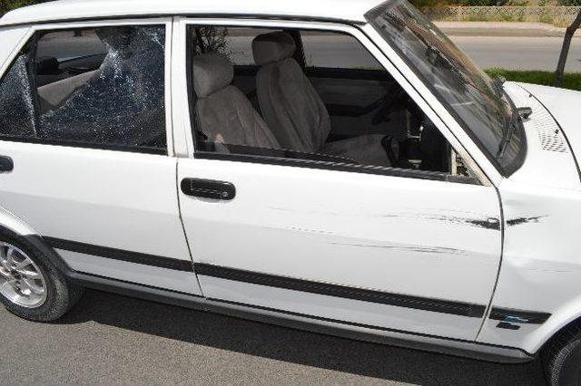 Afyonkarahisar&rsquo;da Trafik Kazası: 1 &Ouml;l&uuml; 2