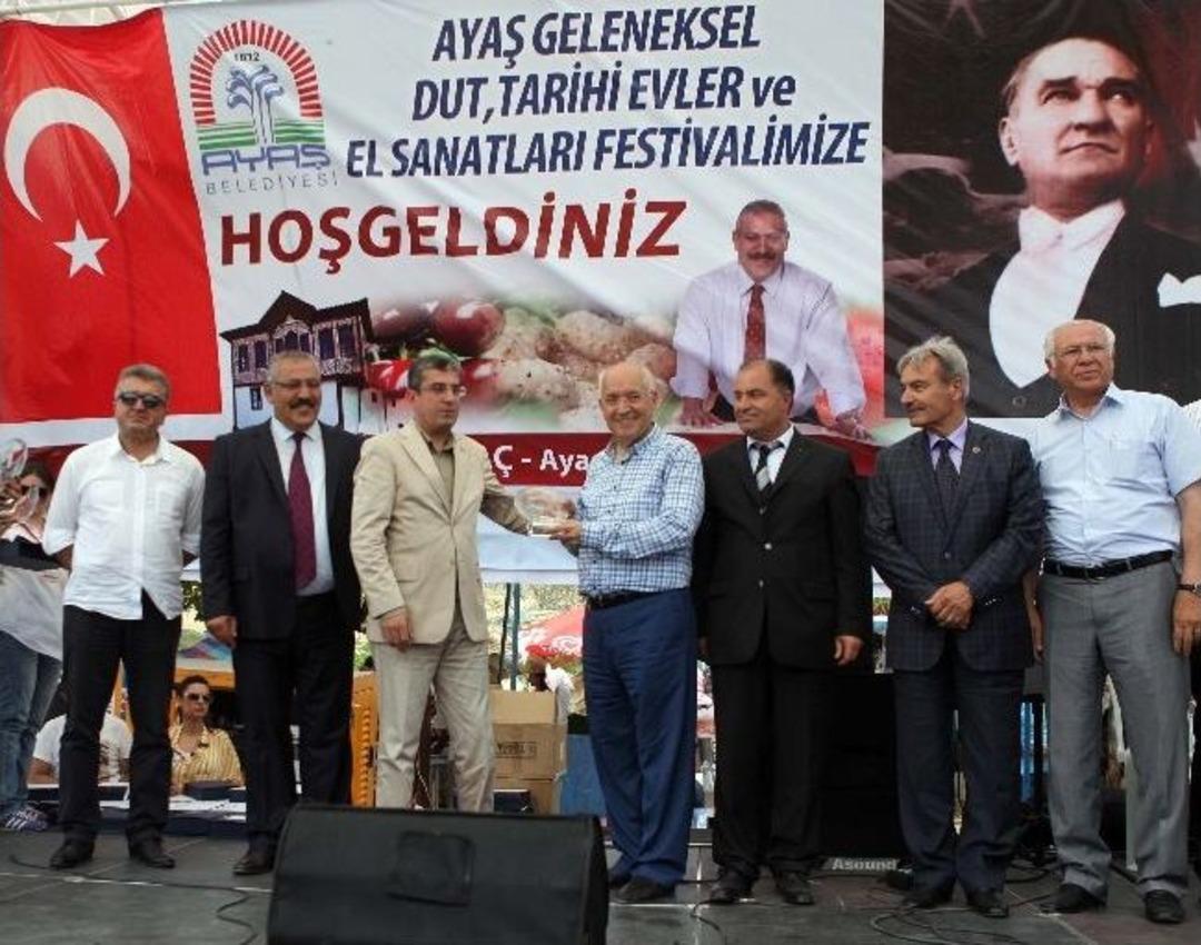 Başkan Yaşar, Ayaş Dut Festivali&rsquo;nde
