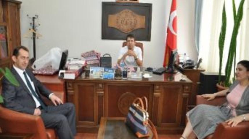 Belediye Başkan Vekili Hasan Eğilmez Cumhuriyet Savcısı Ve Hakimleri Ziyaret Etti