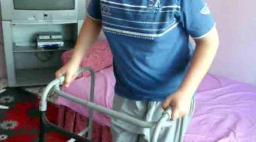 Tedavi Olmazsa &Ouml;m&uuml;r Boyu Tekerlekli Sandalyeye Mahkum Kalacak