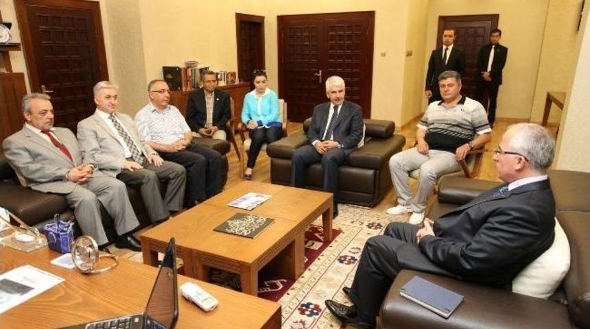 Eskişehir Valisi Tuna&rsquo;dan Odunpazarı Belediye Başkanı Sakallı&rsquo;ya Ziyaret