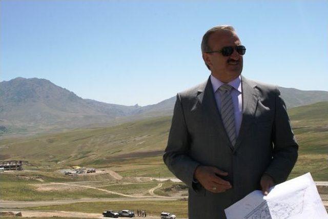 Vali Karaloğlu Tekstil Kenti Ziyaret Etti 1