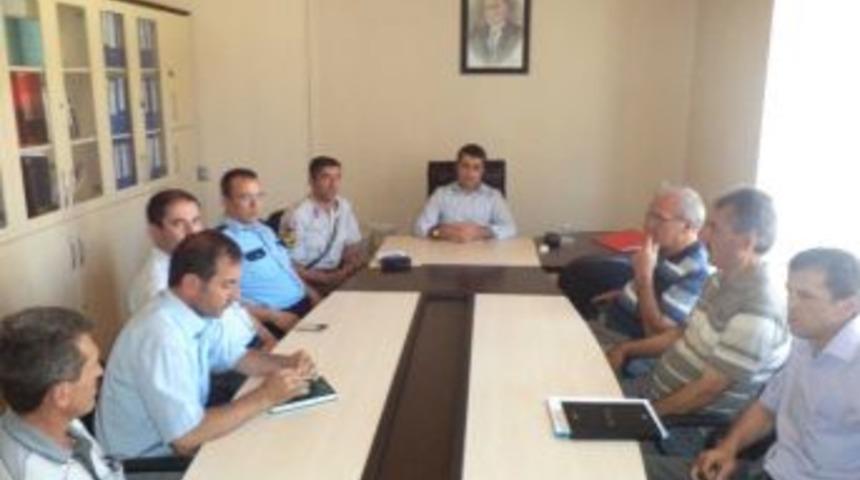 Kaymakam &Ccedil;ınar, K&ouml;y Muhtarlarıyla Buluştu