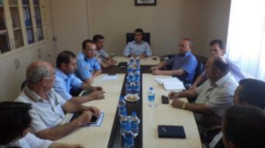 Pazarlar&rsquo;da İl&ccedil;e İdare Şube Başkanları Toplantısı