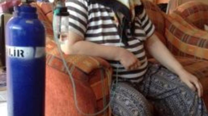 Edremit'te Mahalleli G&uuml;lşen Ana İ&ccedil;in Ağlıyor