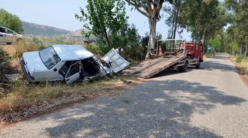 Sel&ccedil;uk'ta Meydana Gelen Trafik Kazasında 4 Kişi Yaralandı