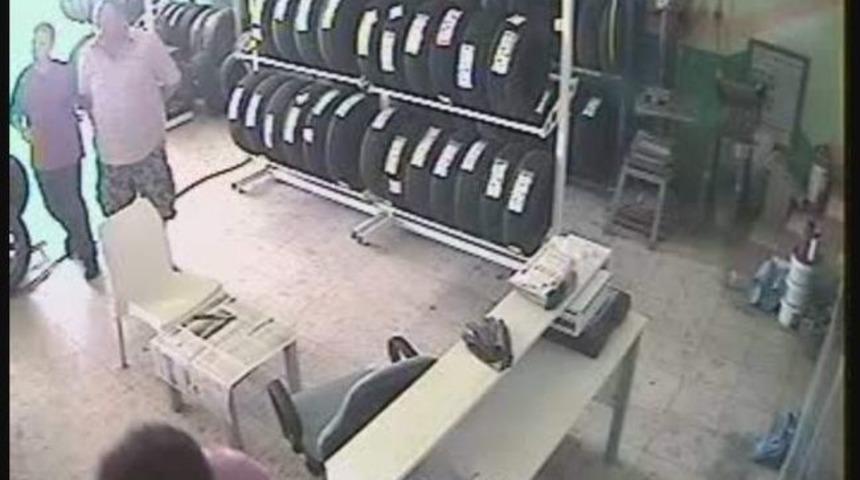 Kazada Hayatını Kaybeden &Ccedil;iftin Son G&ouml;r&uuml;nt&uuml;leri