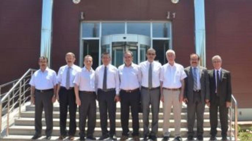 Sinop'ta &ldquo;Gelişen D&uuml;nyada Ve B&ouml;lgemizde Gıda G&uuml;venliği Ve G&uuml;venilirliği Toplantısı