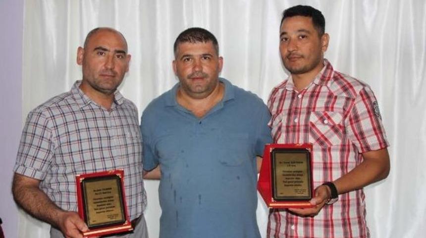 Muhtardan Tayini &Ccedil;ıkan Komutanlara Teşekk&uuml;r