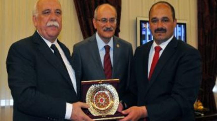 K&uuml; Rekt&ouml;r&uuml; Aydın&rsquo;dan Bakan Avcı&rsquo;ya Ziyaret