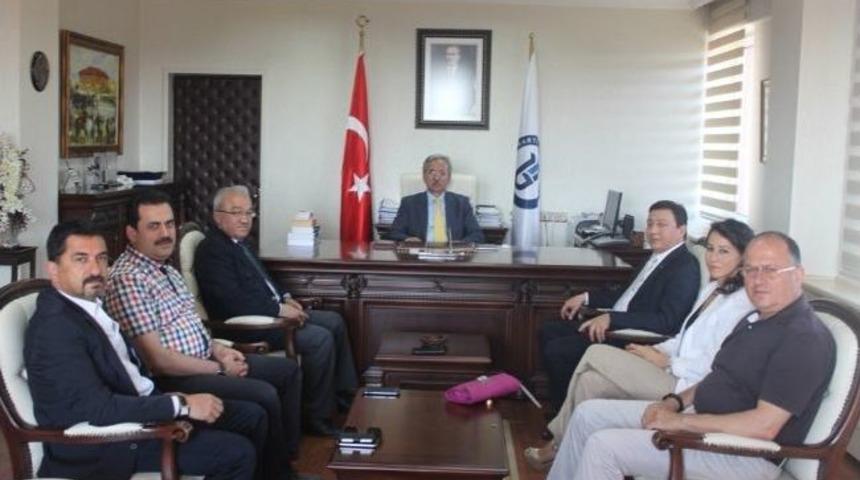 Tso&rsquo;dan Rekt&ouml;r Kaplan&rsquo;a Ziyaret