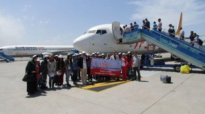Vanlı &Ouml;ğrenciler İstanbul&rsquo;u Gezdi