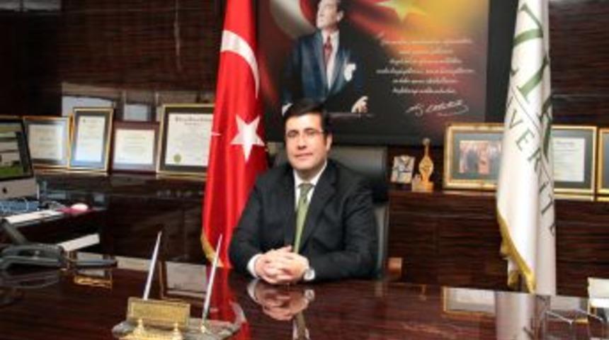 Zirve &Uuml;niversitesi Rekt&ouml;r&uuml; Prof. Kısa, Kabotaj Bayramı&rsquo;nı Kutladı