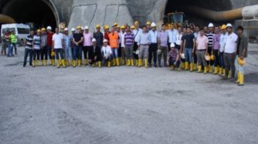 Ta&ccedil;der, Ilgaz T&uuml;nelinde İncelemelerde Bulundu