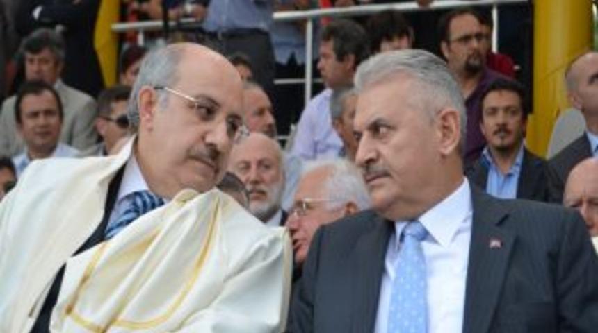 Bakan Yıldırım&rsquo;dan Protestoculara: Teşekk&uuml;r B&ouml;yleyse Ben De Size Teşekk&uuml;r Ederim