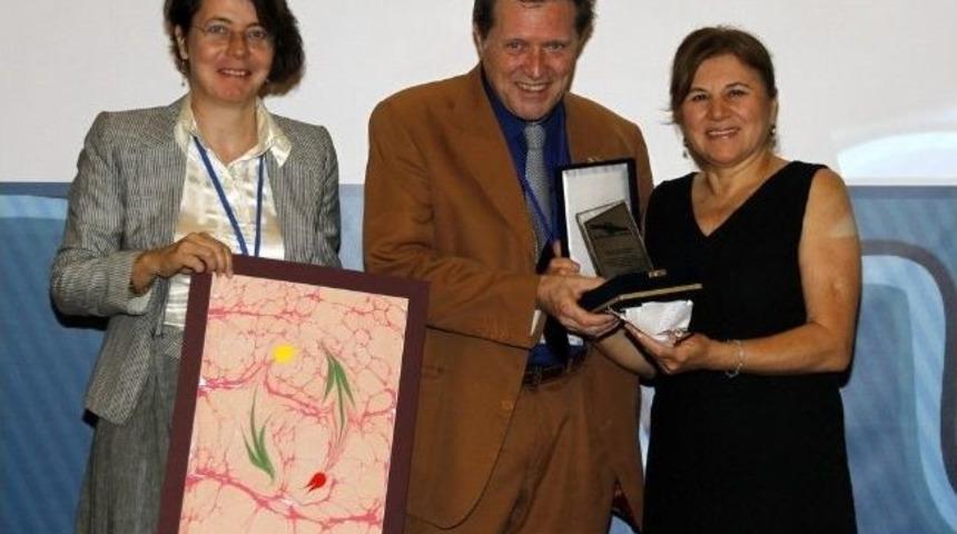 İzmir&rsquo;de Uluslararası Spina Bifida Zirvesi