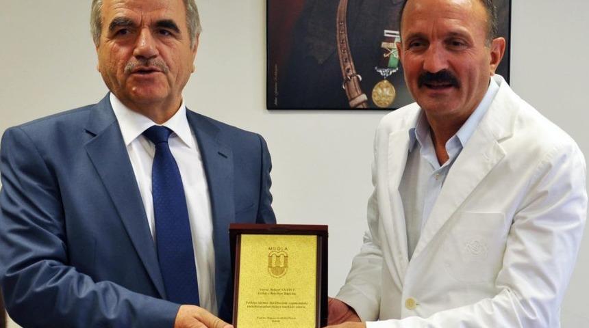 İşletme Fak&uuml;ltesi Inşaatı I&ccedil;in Protokol Imzalandı