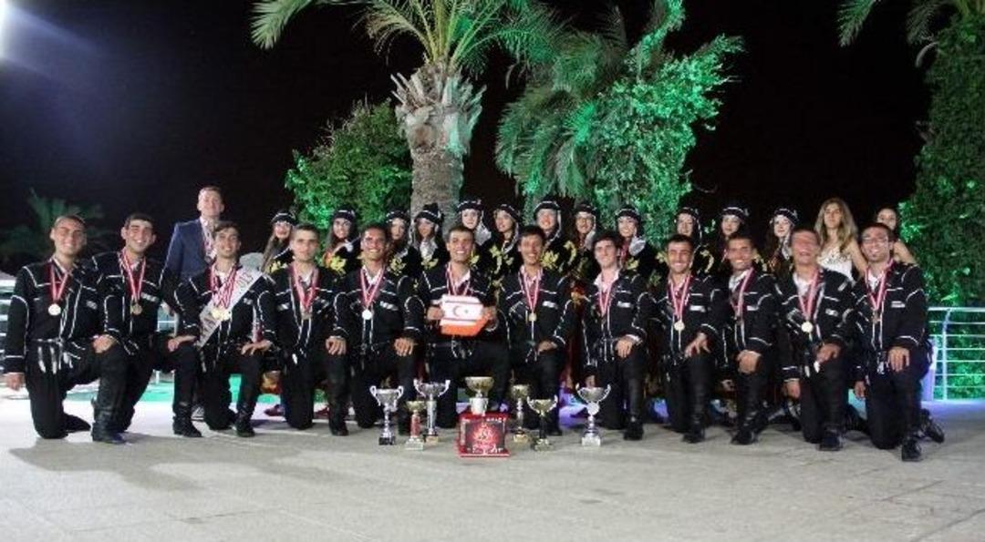 B&uuml;y&uuml;kşehir Belediyesi 7 Kupa İle D&ouml;n&uuml;yor