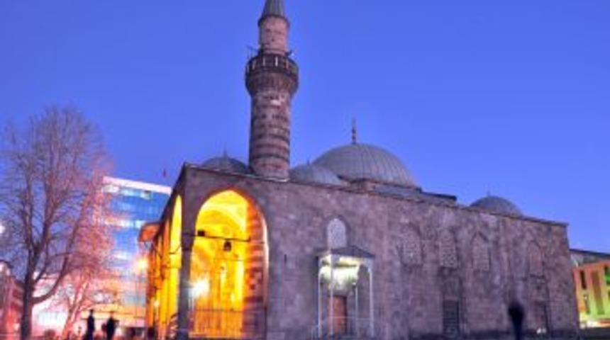 Erzurum&rsquo;da Ramazan Hazırlıkları Tamam, 13 Camide Hatimle Teravih Kılınacak