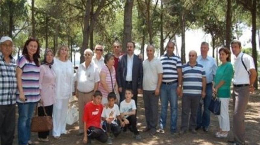 Urla &Ccedil;ocuk Evlerinden Milli Değerlere Saygı