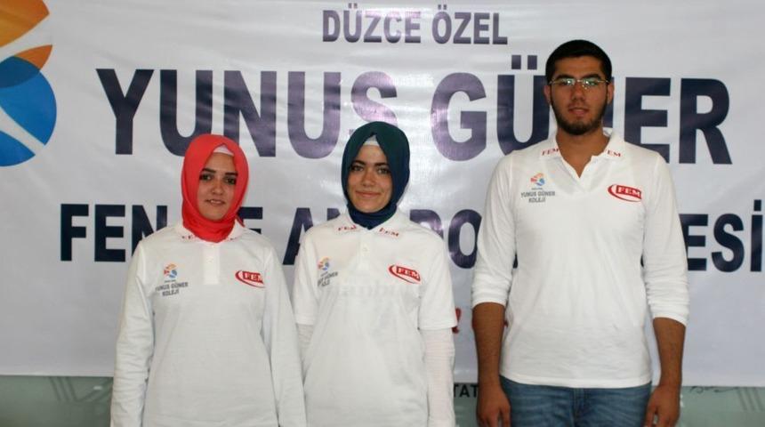 D&uuml;zce LYS Şampiyonları Yunus G&uuml;ner Fen Ve Anadolu Lisesi'nden