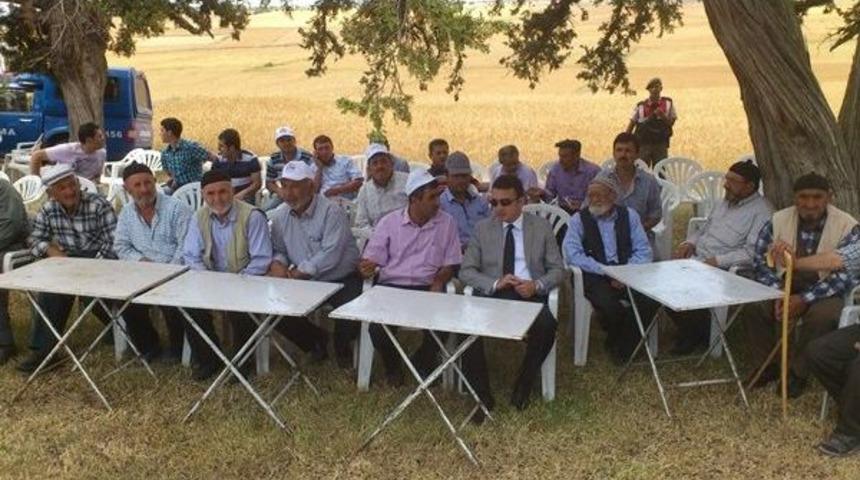 &Uuml;&ccedil;h&ouml;y&uuml;k K&ouml;y&uuml;nde Şenliği